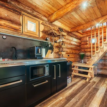 Blockhaus Panhuette 度假居 *