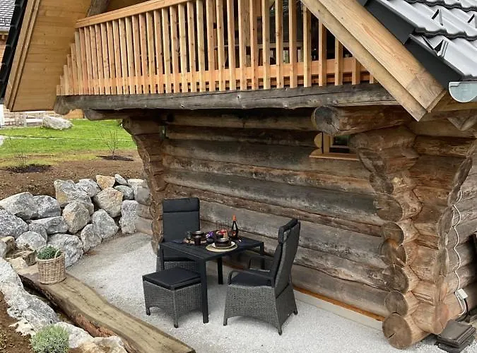 Blockhaus Panhuette 度假居 *